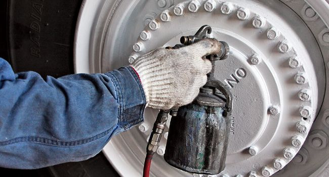 塗装・鈑金　日豊特装車輌